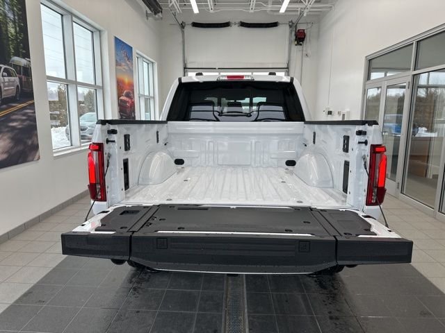 New 2025 Oxford White Ford Tremor® image 60