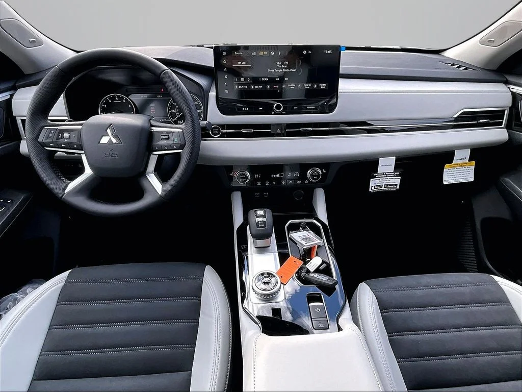 New 2026 Blue Mitsubishi SE 1.5T 2WD image 6