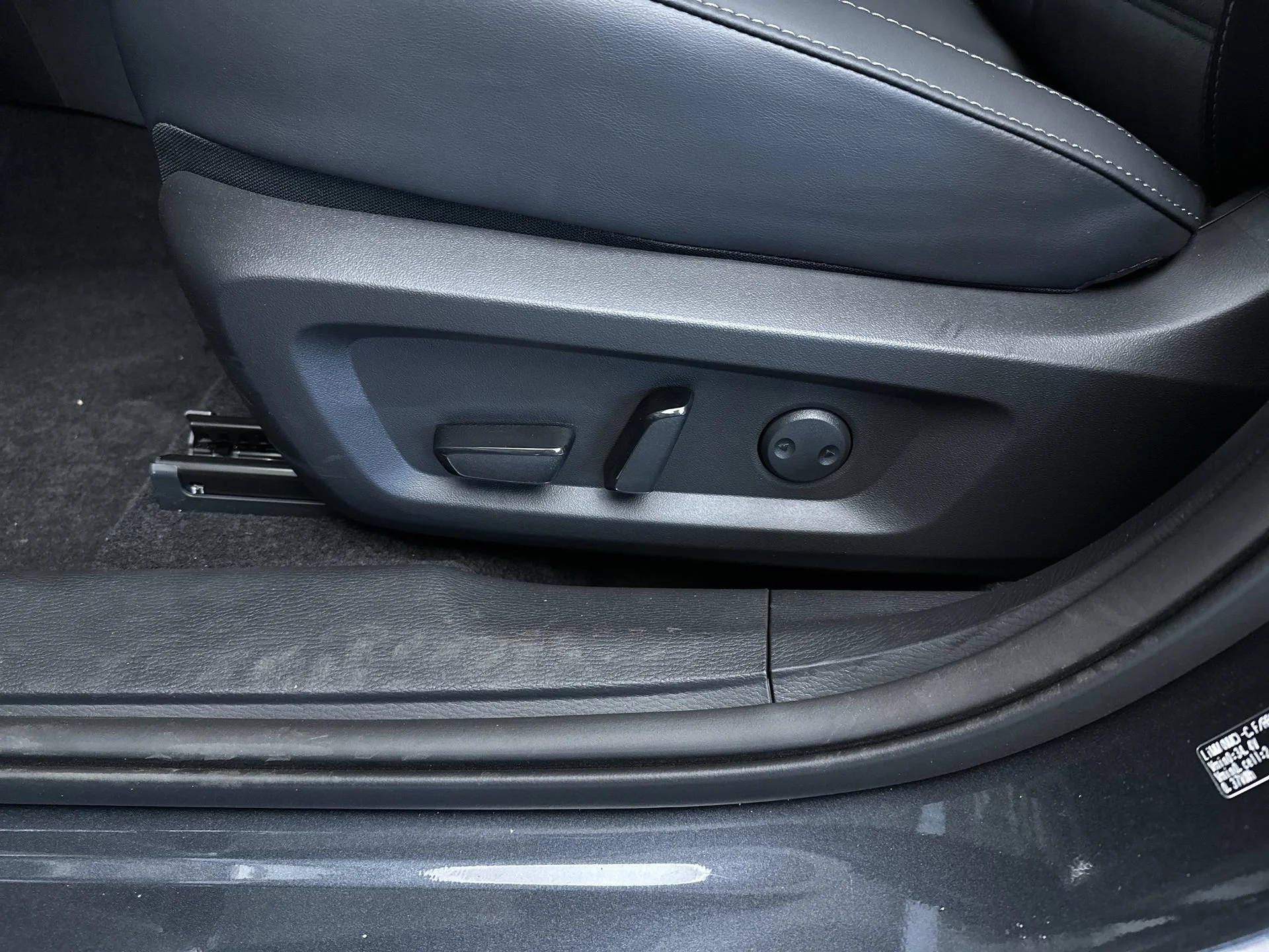 New 2026 Graphite Gray Mitsubishi LE 1.5T S-AWC image 13