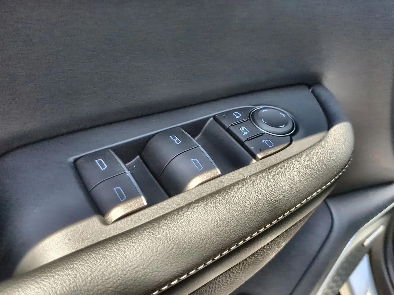 New 2026 Moonstone Gray Metallic Buick Sport Touring image 24