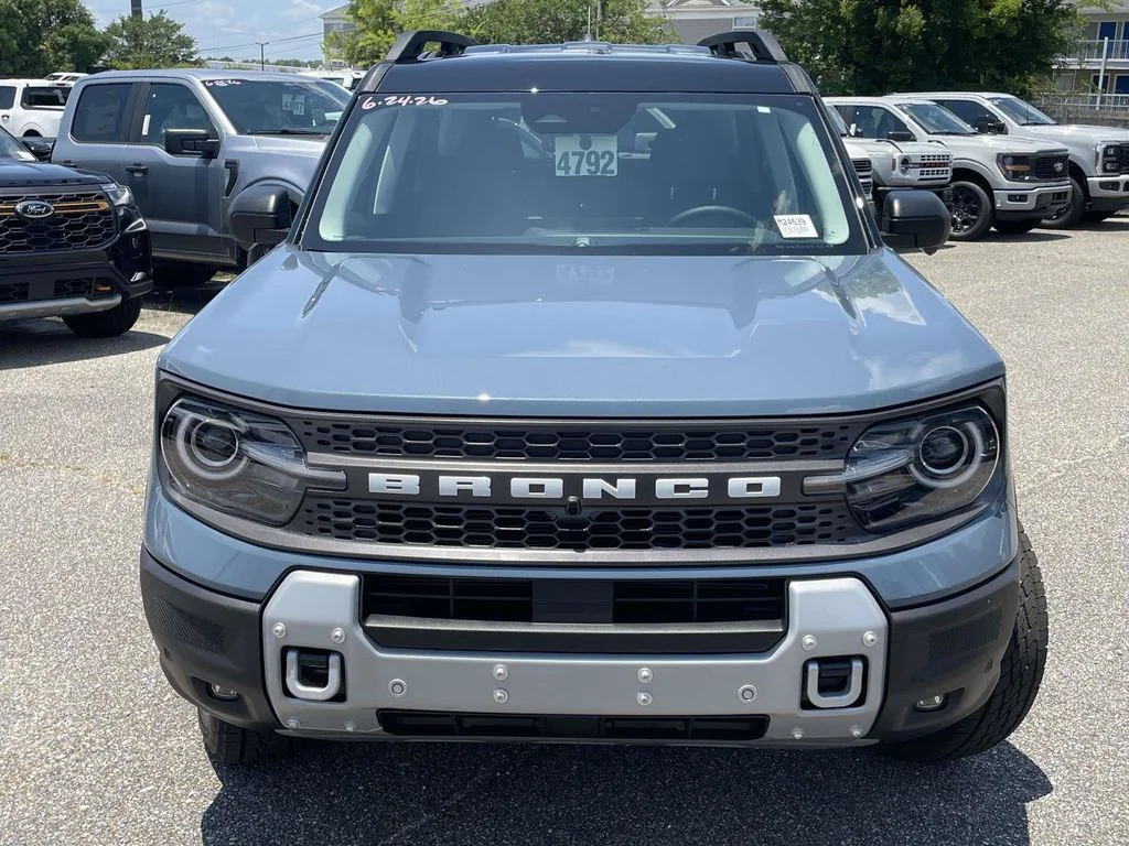 New 2026 Gray Ford Badlands image 8