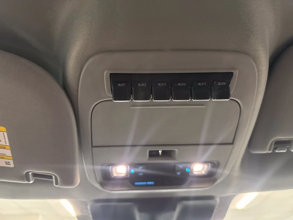 New 2027 Oxford White Ford F-350® XL image 18