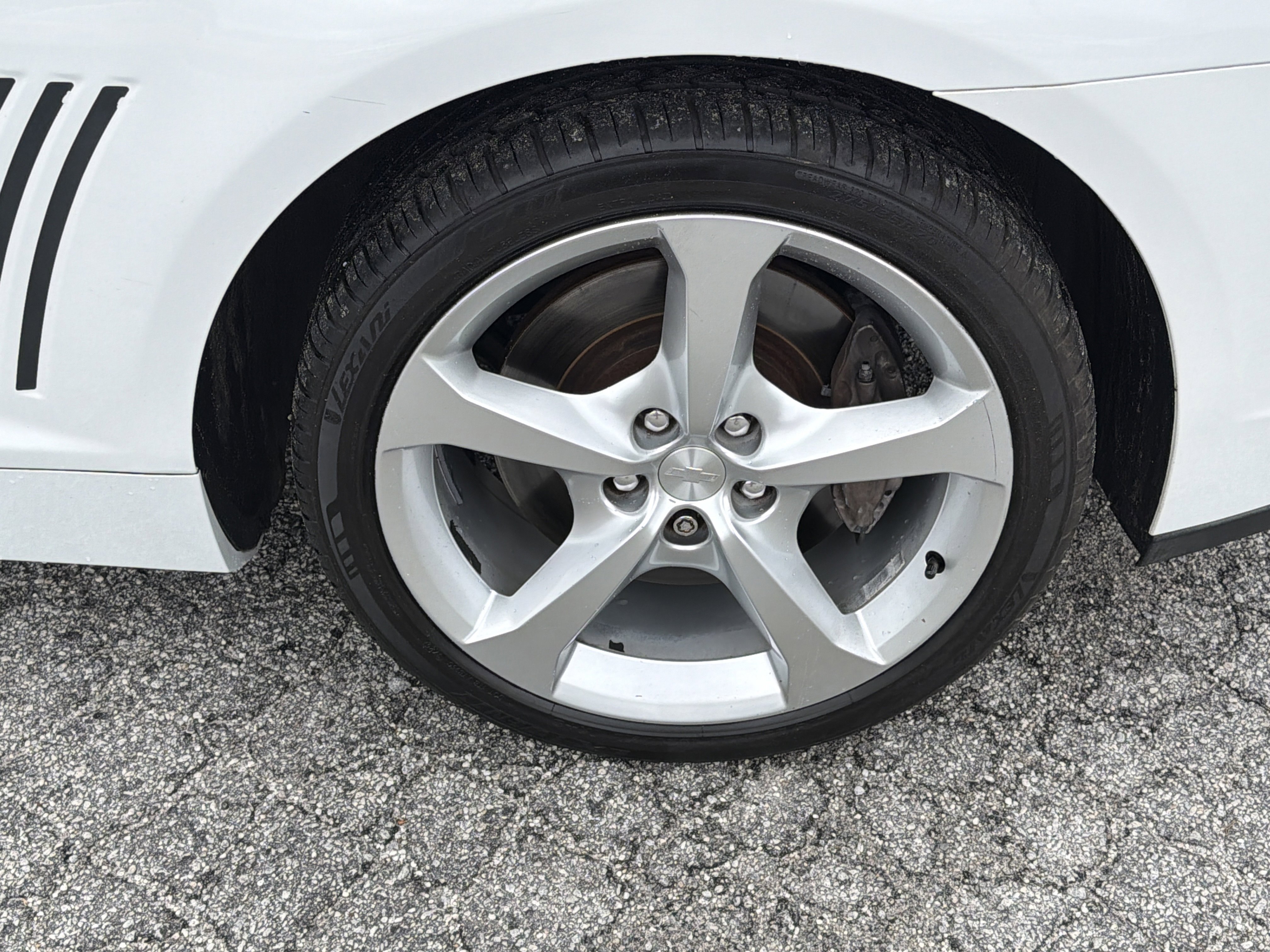 Used 2015 Summit White Chevrolet SS image 19