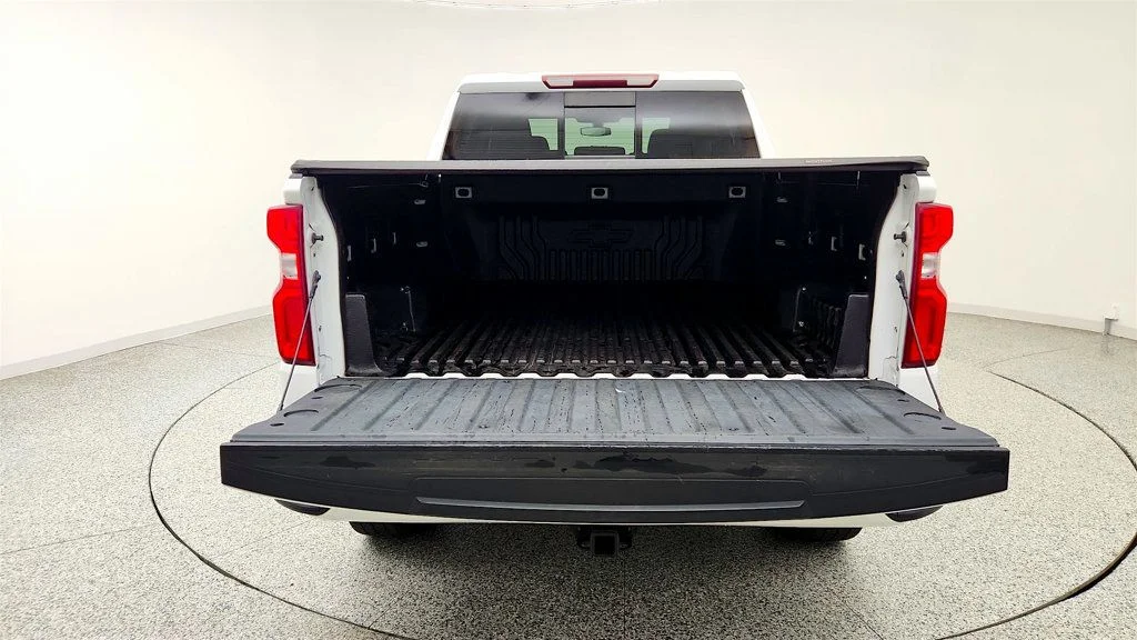 Used 2019 Summit White Chevrolet 4WD Crew Cab 147
