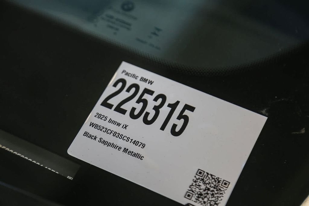 2025 BMW iX 50 - Photo 26