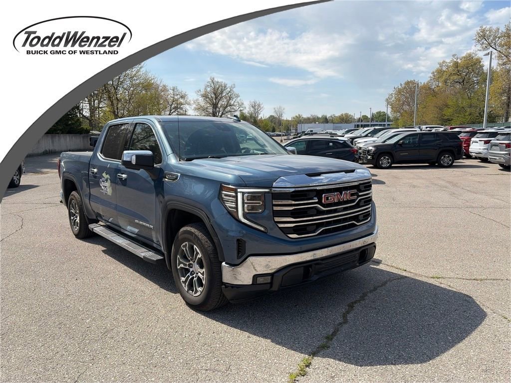 2024 GMC Sierra 4WD Crew Cab Short Box SLT's photo