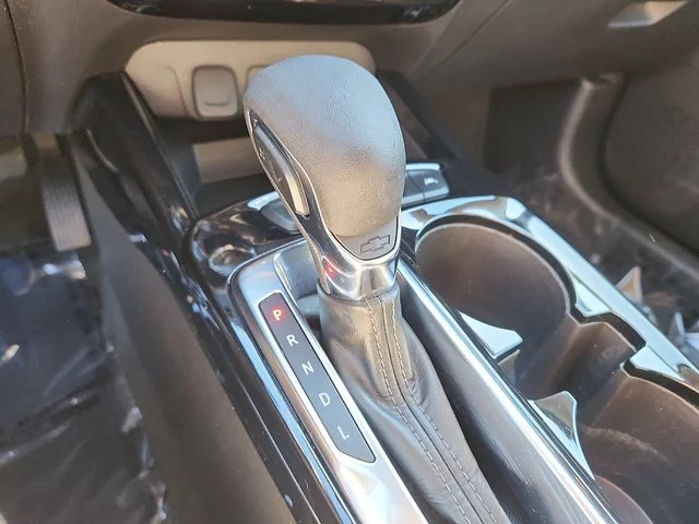 Used 2024 Brown Chevrolet ACTIV image 14
