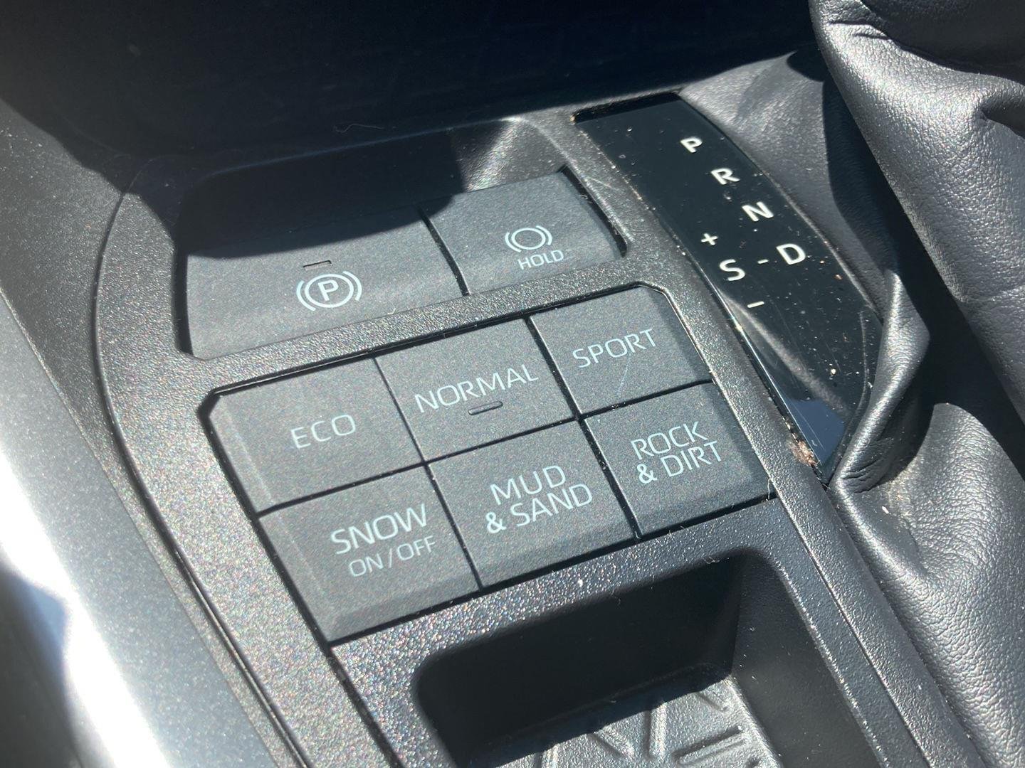 Used 2022 Magnetic Gray Metallic Toyota XLE Premium image 22