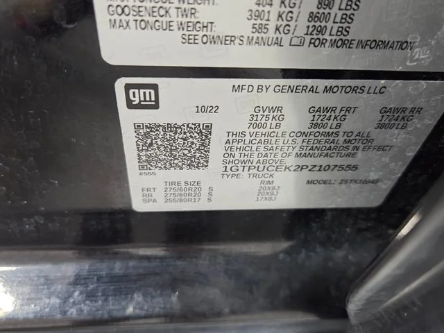Used 2023 Black GMC Elevation image 16