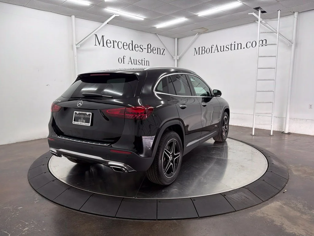 New 2026 Black Mercedes-Benz GLA 250 image 7