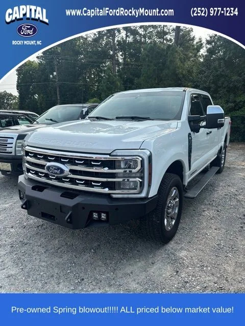 Used 2024 White Ford Lariat image 1