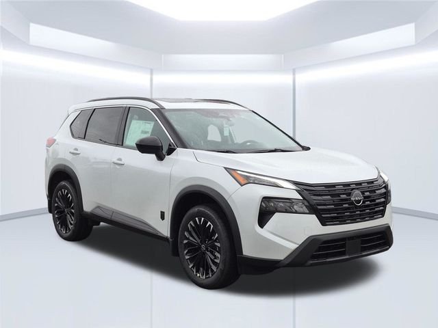 Used 2026 White Nissan Dark Armor image 8