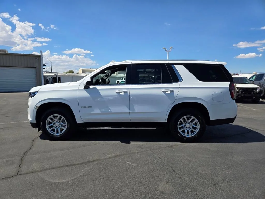 Used 2023 Summit White Chevrolet LS image 3