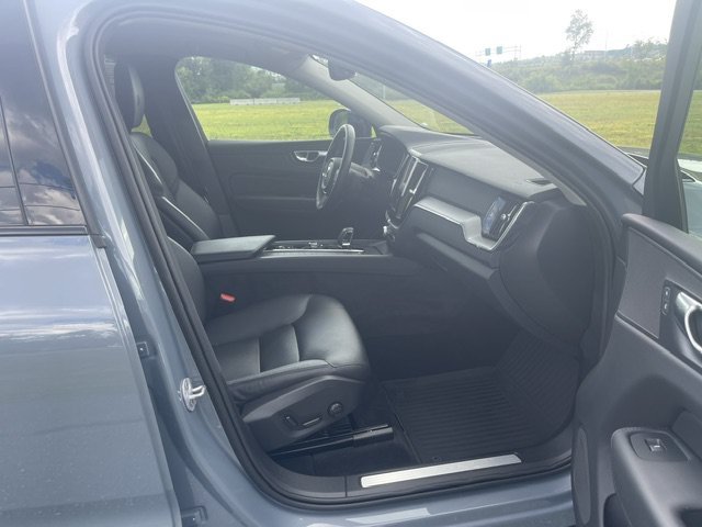 Used 2024 Gray Volvo Core Dark Theme image 12