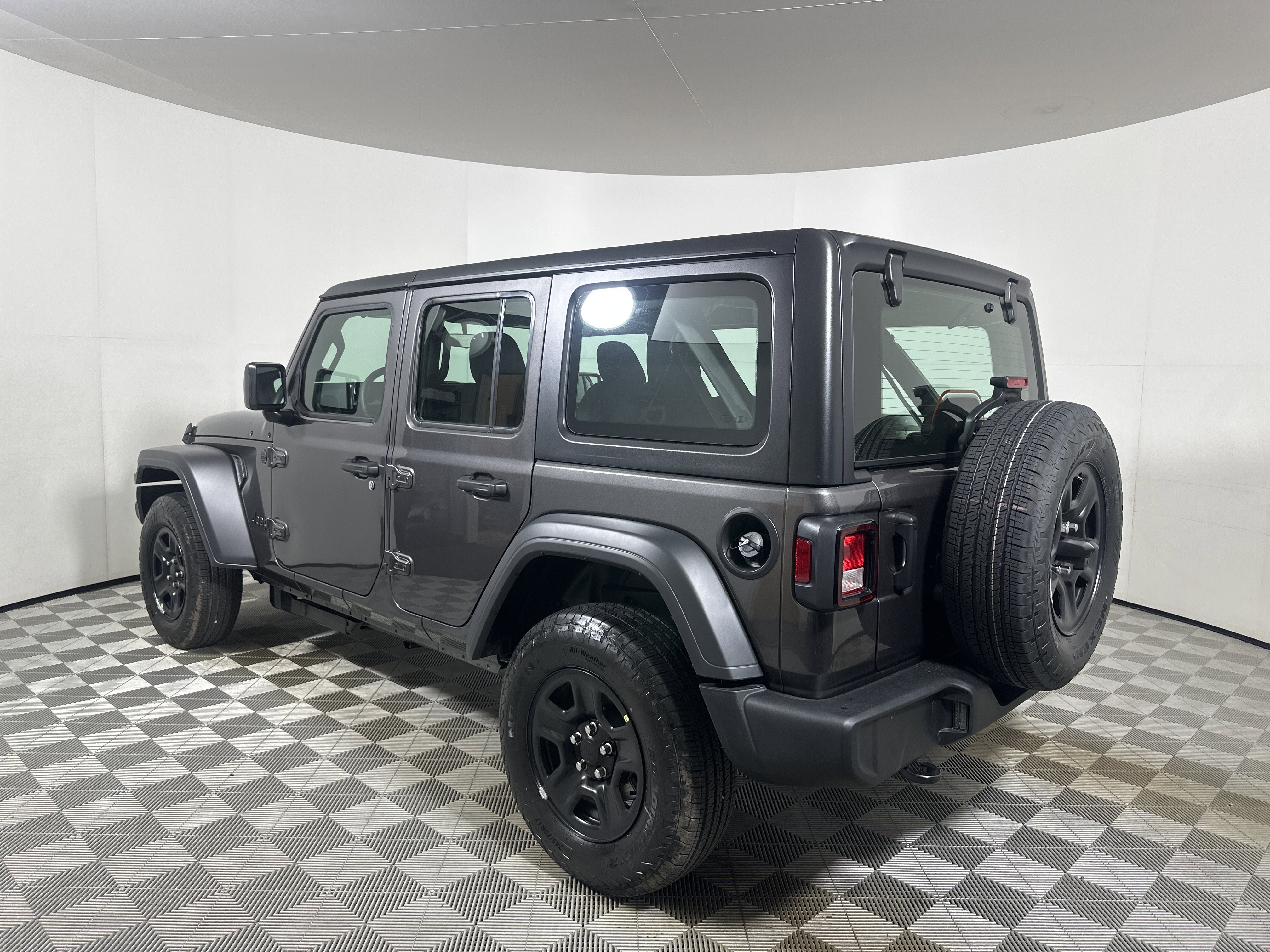 New 2026 Granite Crystal Metallic Clear-Coat Exterior Paint Jeep Sport image 5