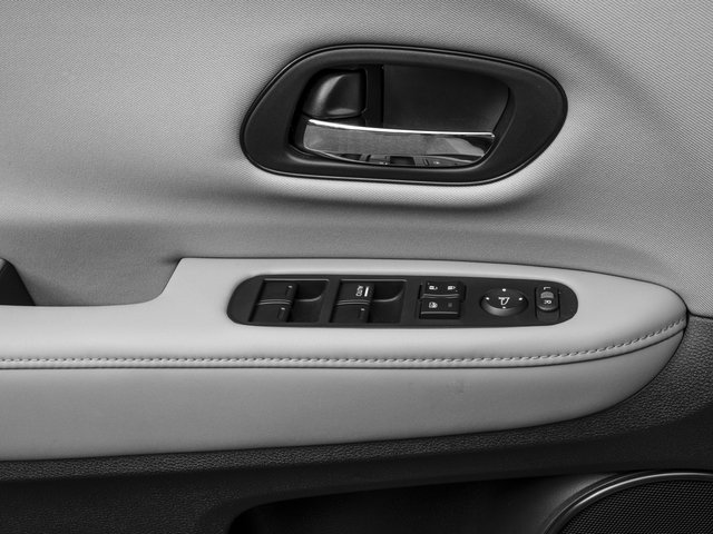 Used 2016  Honda LX image 19