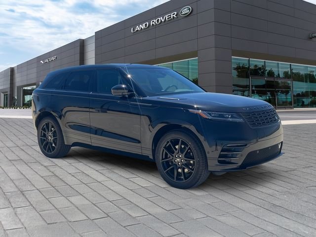 New 2026 Santorini Black Land Rover Dynamic SE image 7
