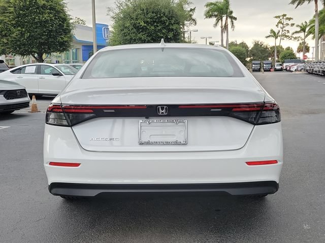 2025 Honda Accord LX - Photo 5