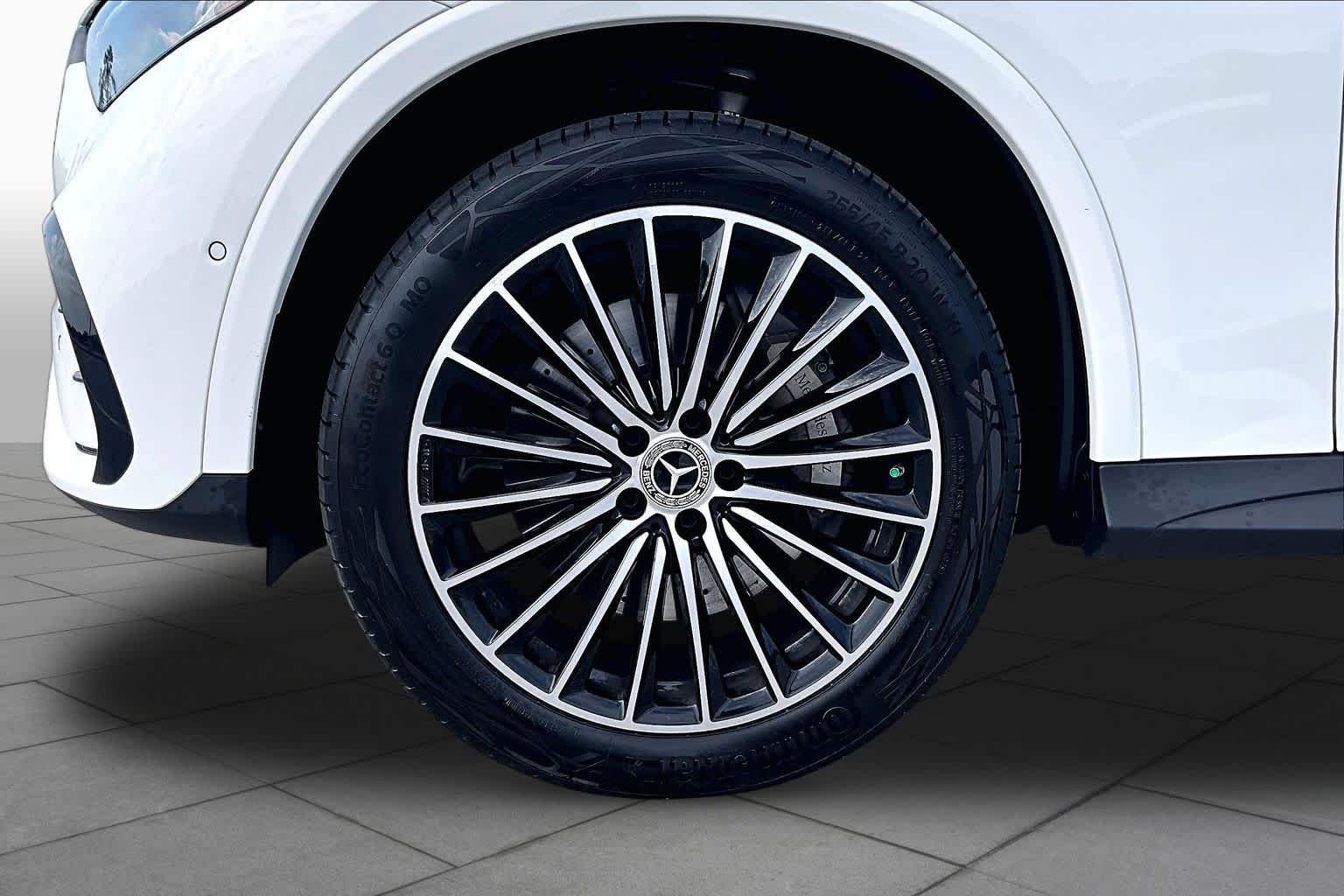 2025 Mercedes-Benz GLC Base - Photo 11