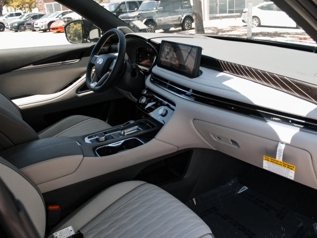 New 2027 DEEP EMERALD INFINITI Autograph AWD image 31