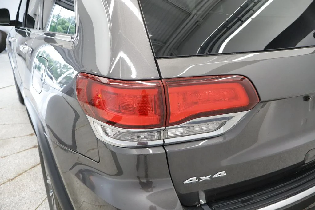 Certified Used 2020 Gray Jeep Limited image 20