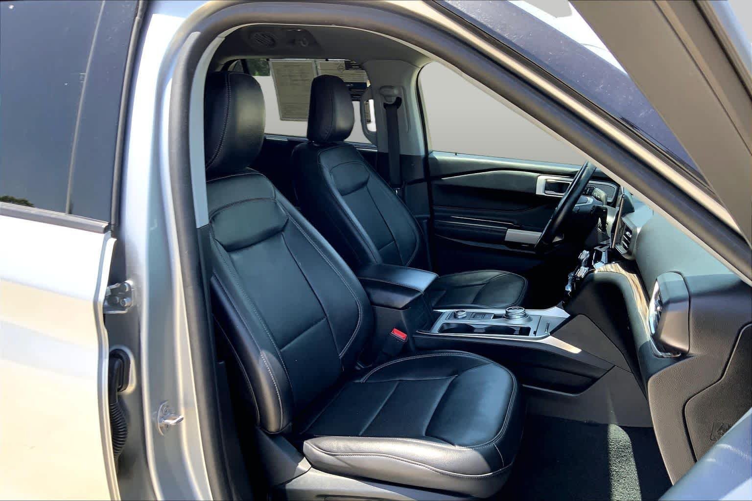 2023 Ford Explorer Limited - Photo 9