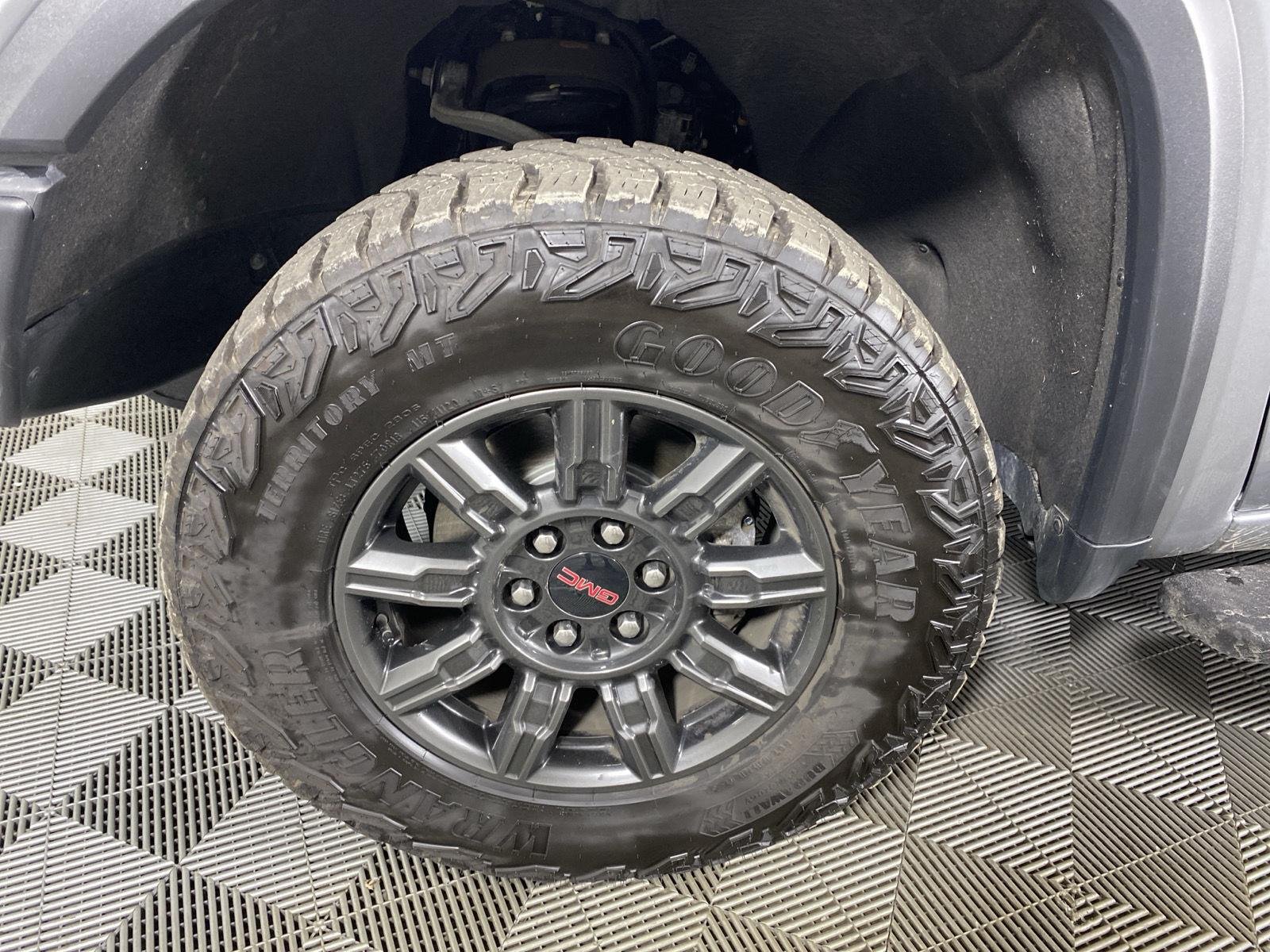 Used 2024 Sterling Metallic GMC AT4X image 14