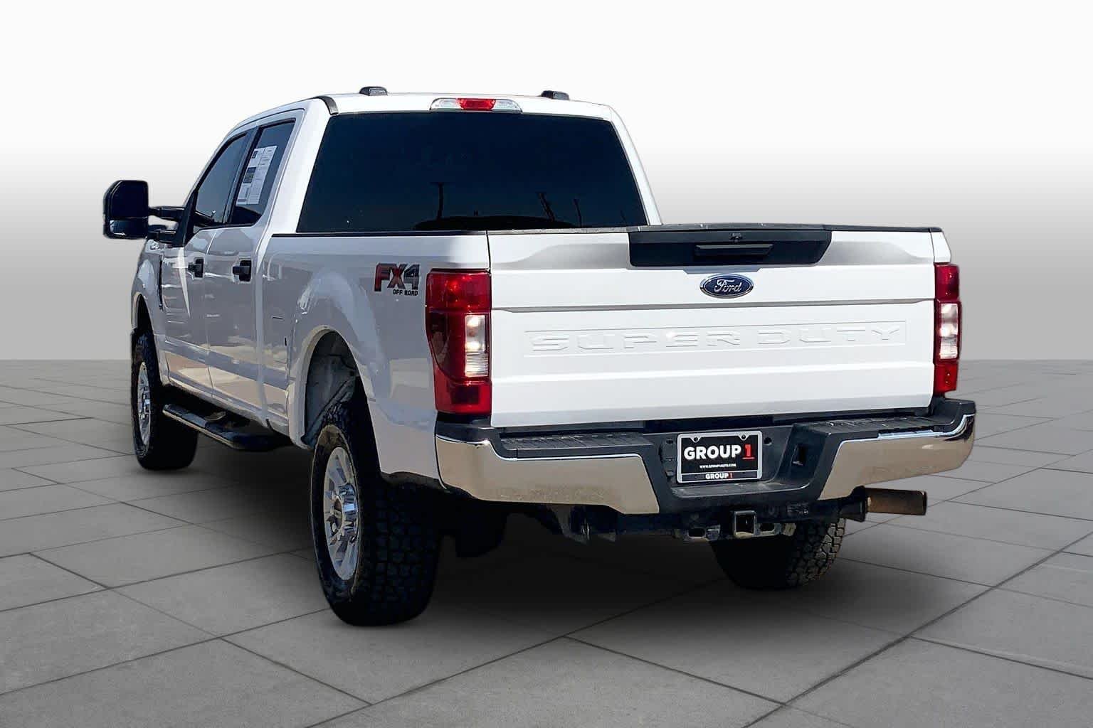 Used 2021 Oxford White Ford XLT image 12