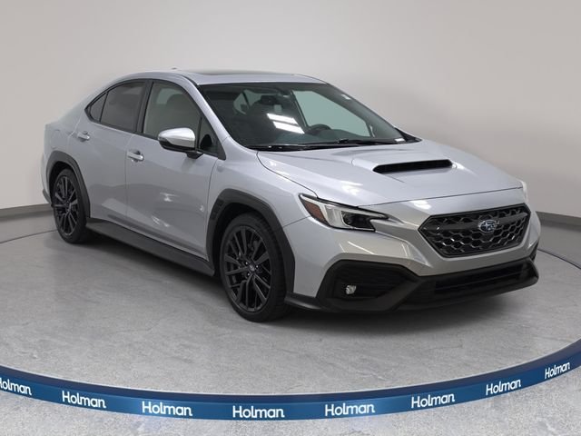 Used 2023 Ice Silver Metallic Subaru Limited image 4