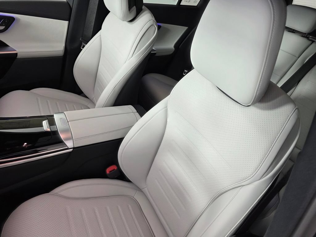New 2026 Graphite Grey Metallic Mercedes-Benz GLC 300 image 24