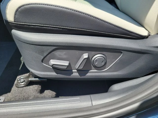 New 2027 Gravity Gray Kia EX image 14