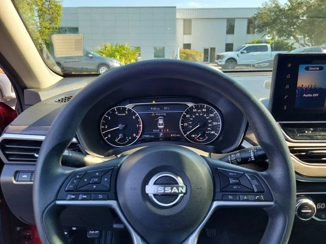 Used 2025 Red Nissan 2.5 SV image 22