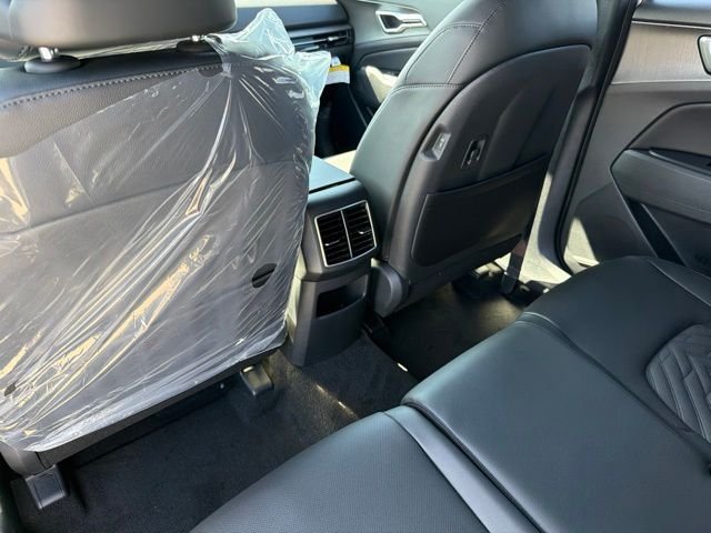 New 2027 Glacial White Pearl / Black Ro Kia X-Line image 8