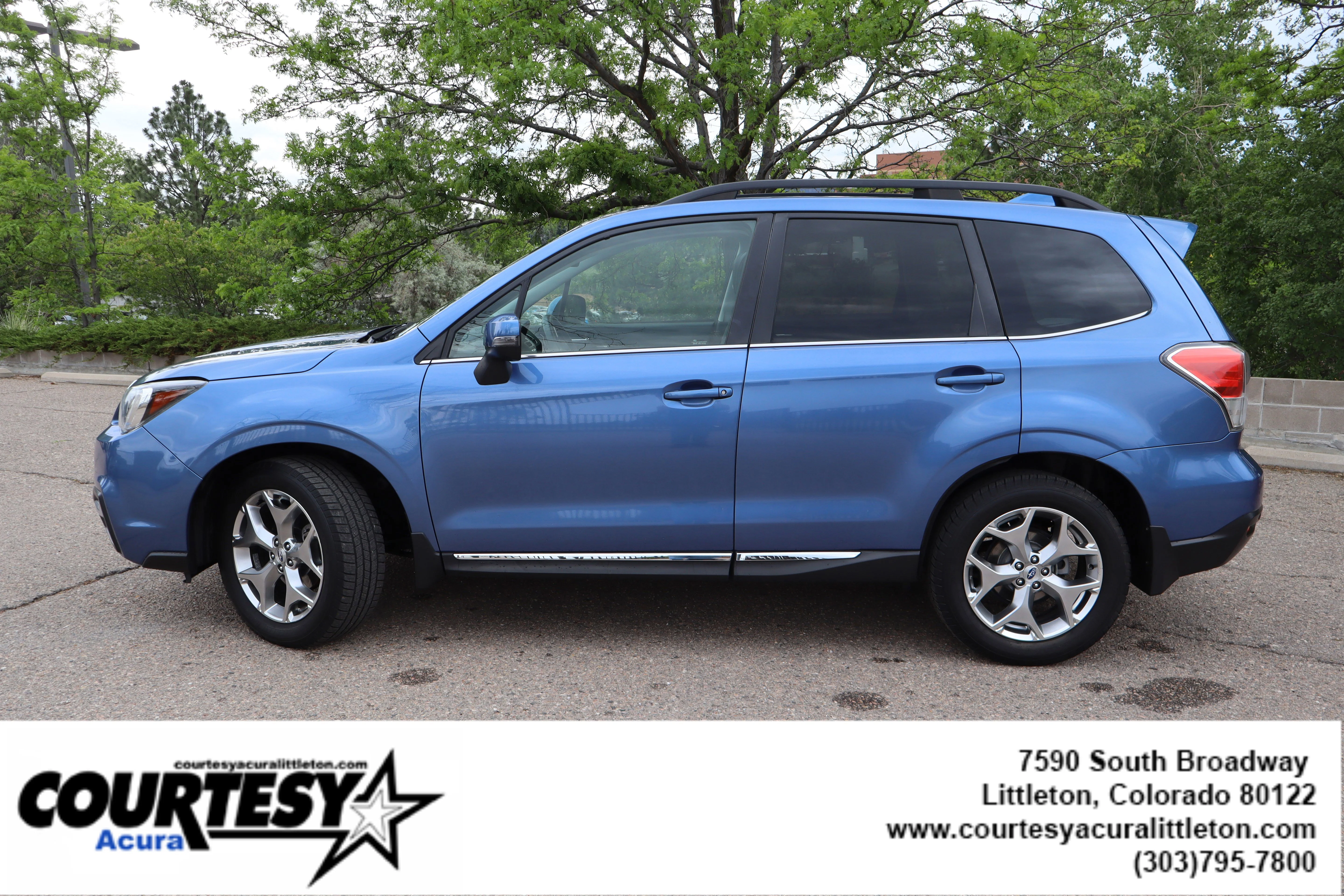 Used 2018 Quartz Blue Pearl Subaru Touring image 3