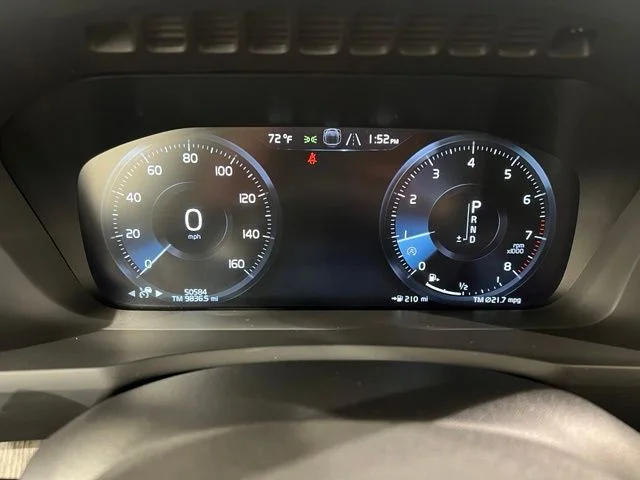Certified Used 2022 Denim Blue Metallic Volvo T6 Inscription image 14