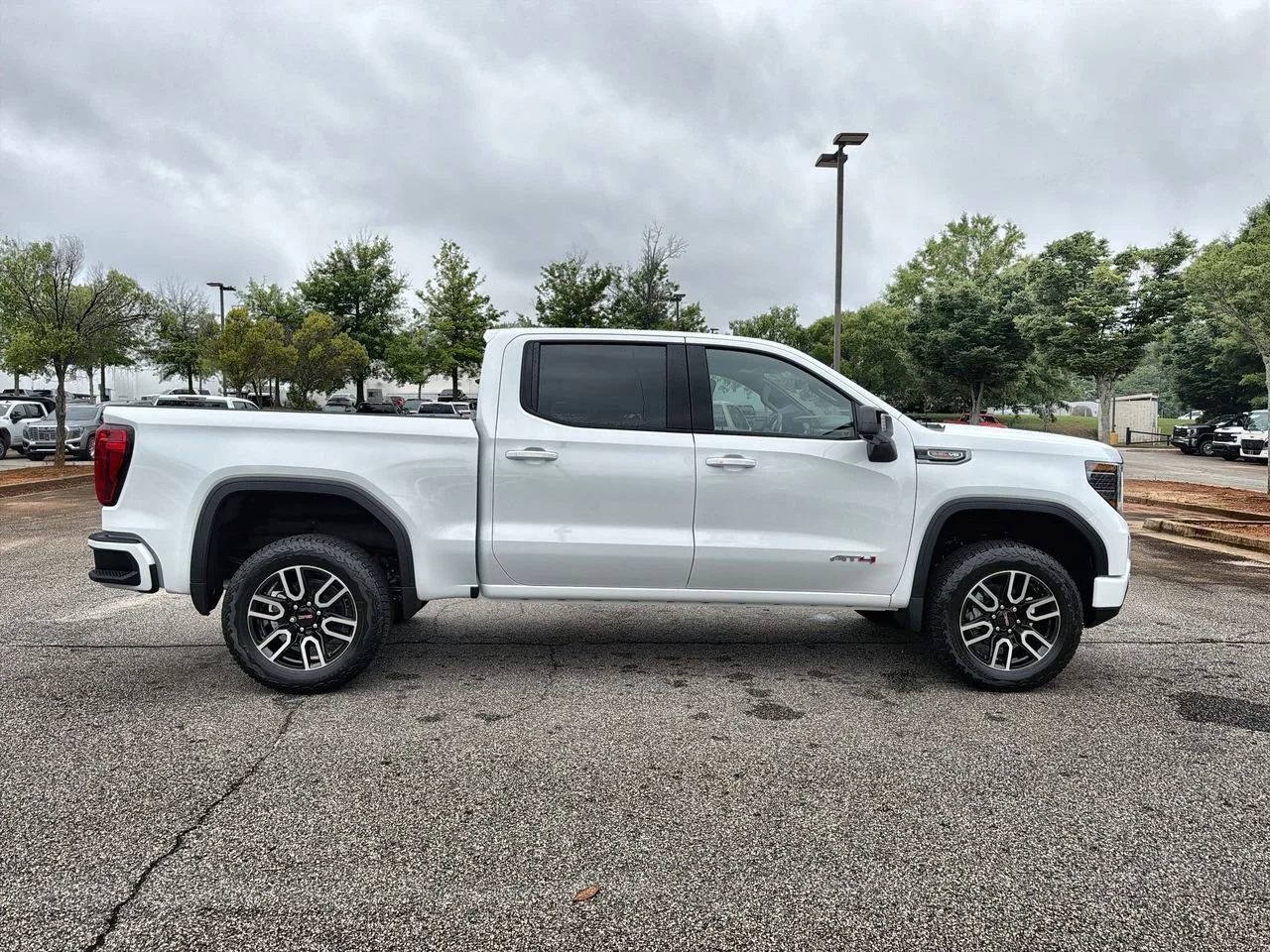 New 2026 Summit White GMC AT4 image 9