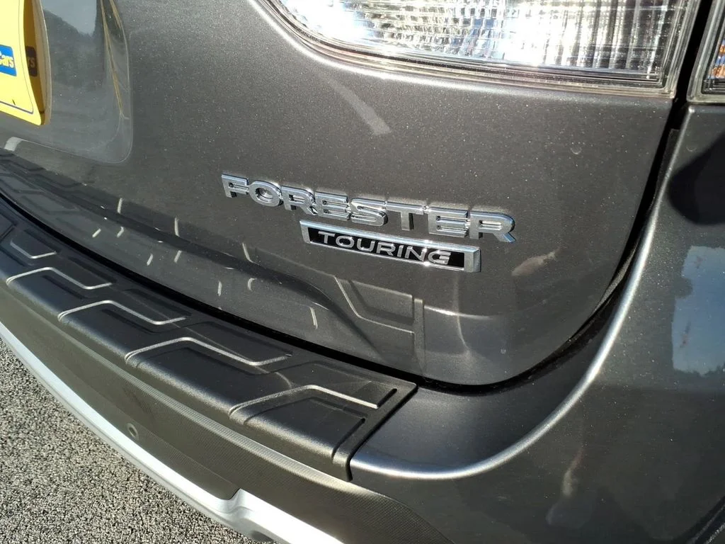 Used 2022 Gray Subaru Touring image 10
