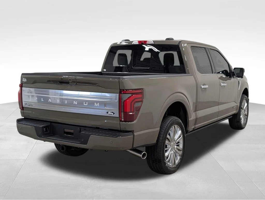New 2026 Marsh Gray Ford Platinum® image 27