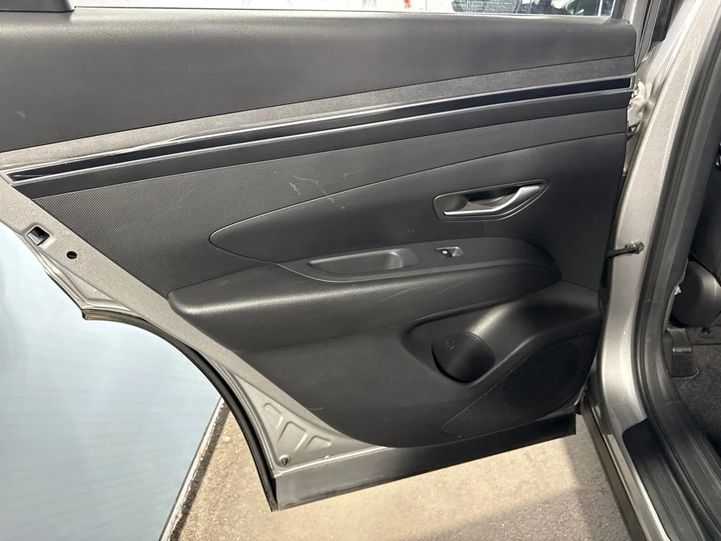 Used 2023 Silver Hyundai SE image 24