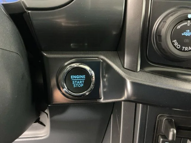 New 2026 Oxford White Ford Lariat image 25