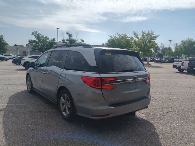Used 2019  Honda EX image 6