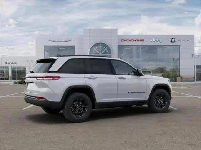 2025 Jeep Grand Cherokee Altitude - Photo 25