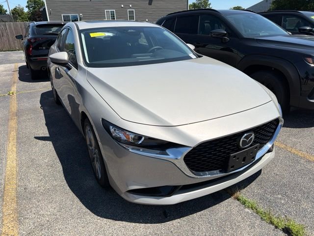 Gray (Platinum Quartz Metallic) 2026 Mazda MAZDA3 Sedan Front-Wheel Drive 6-Speed Automatic