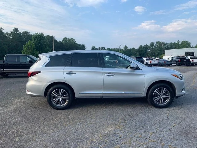 Used 2020 Silver INFINITI PURE image 10