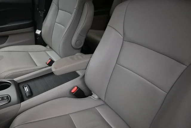 Used 2021 Gray Honda EX-L image 17
