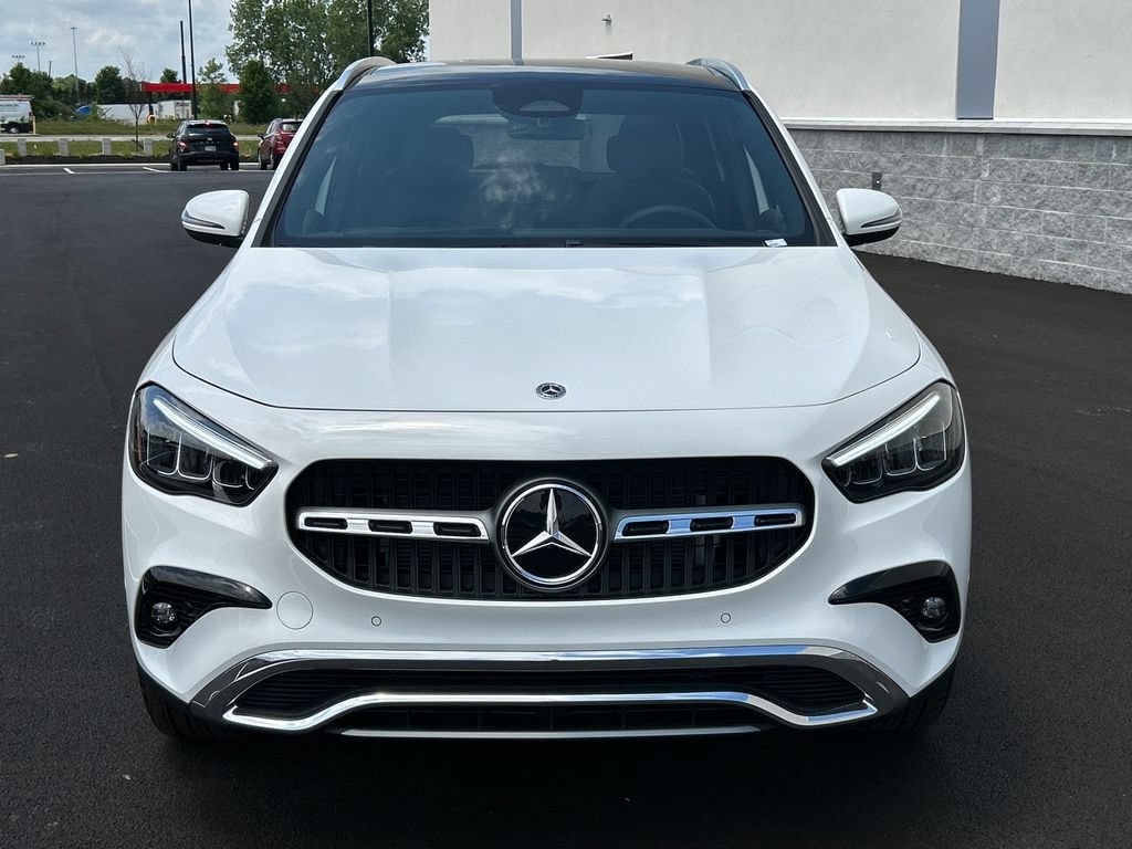 New 2026 Polar White Mercedes-Benz GLA250 image 40