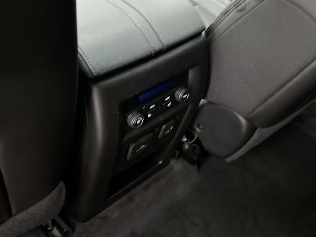 Used 2023 Red Chevrolet High Country image 28