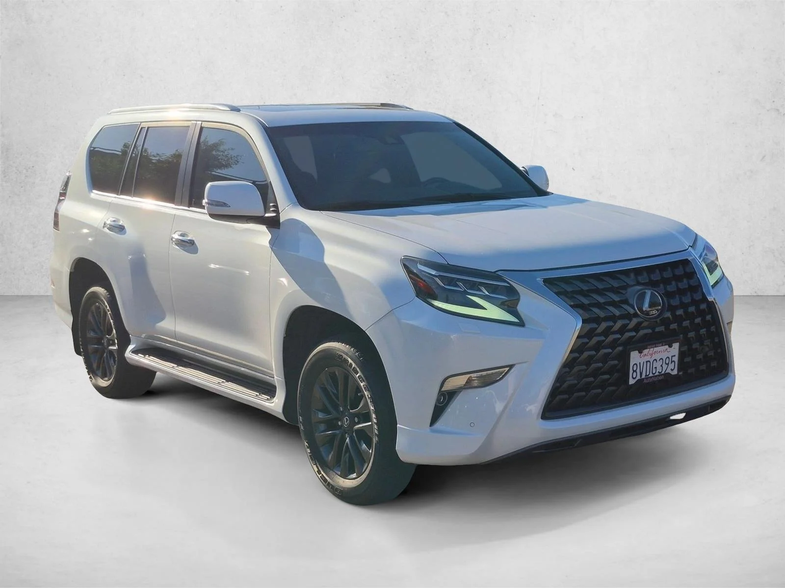Used 2021 Starfire Pearl Lexus  image 3