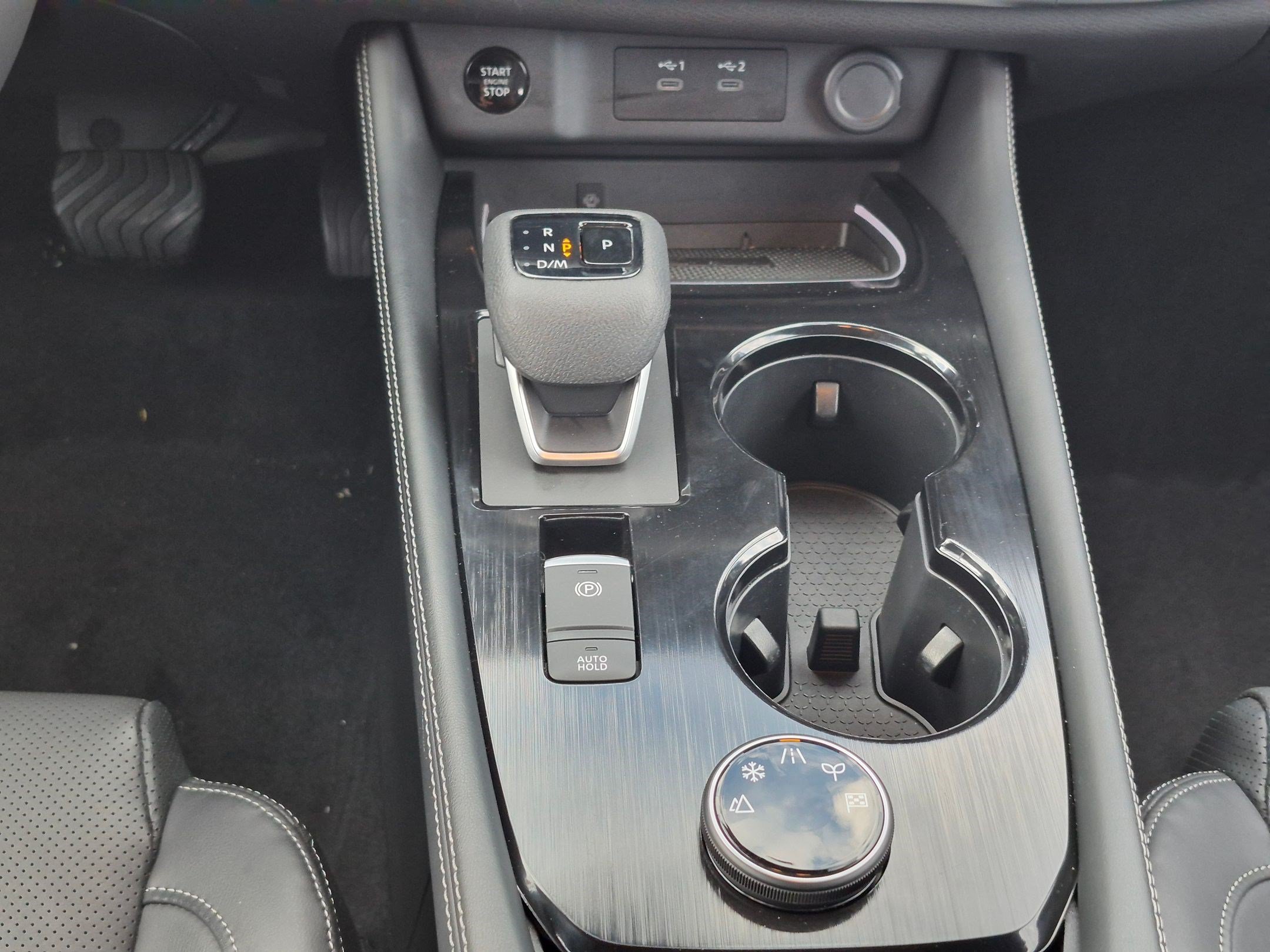 Used 2026 Deep Ocean Blue Pearl Nissan Platinum image 26