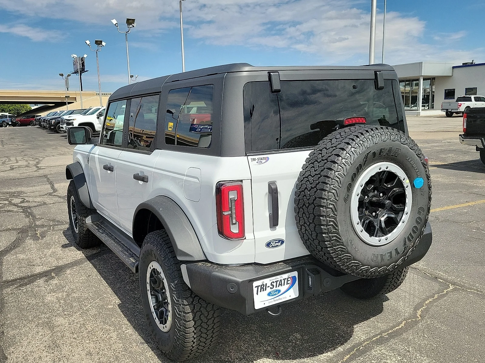 New 2026 Oxford White Ford Outer Banks&reg; image 3